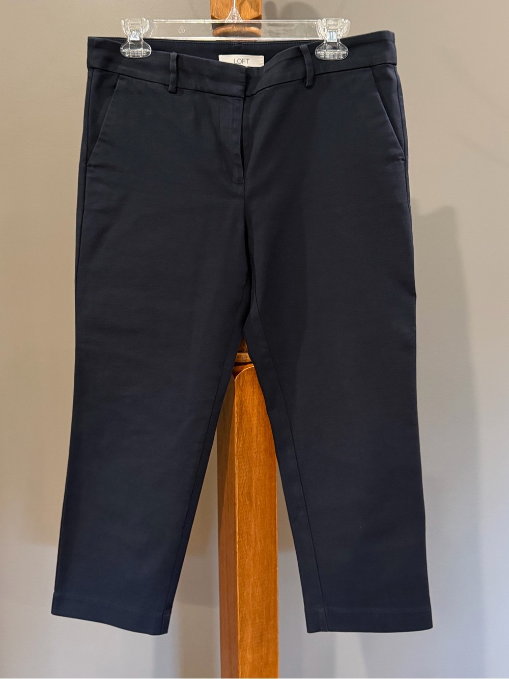 LOFT Women’s Riviera Slim Crop Pants in Navy